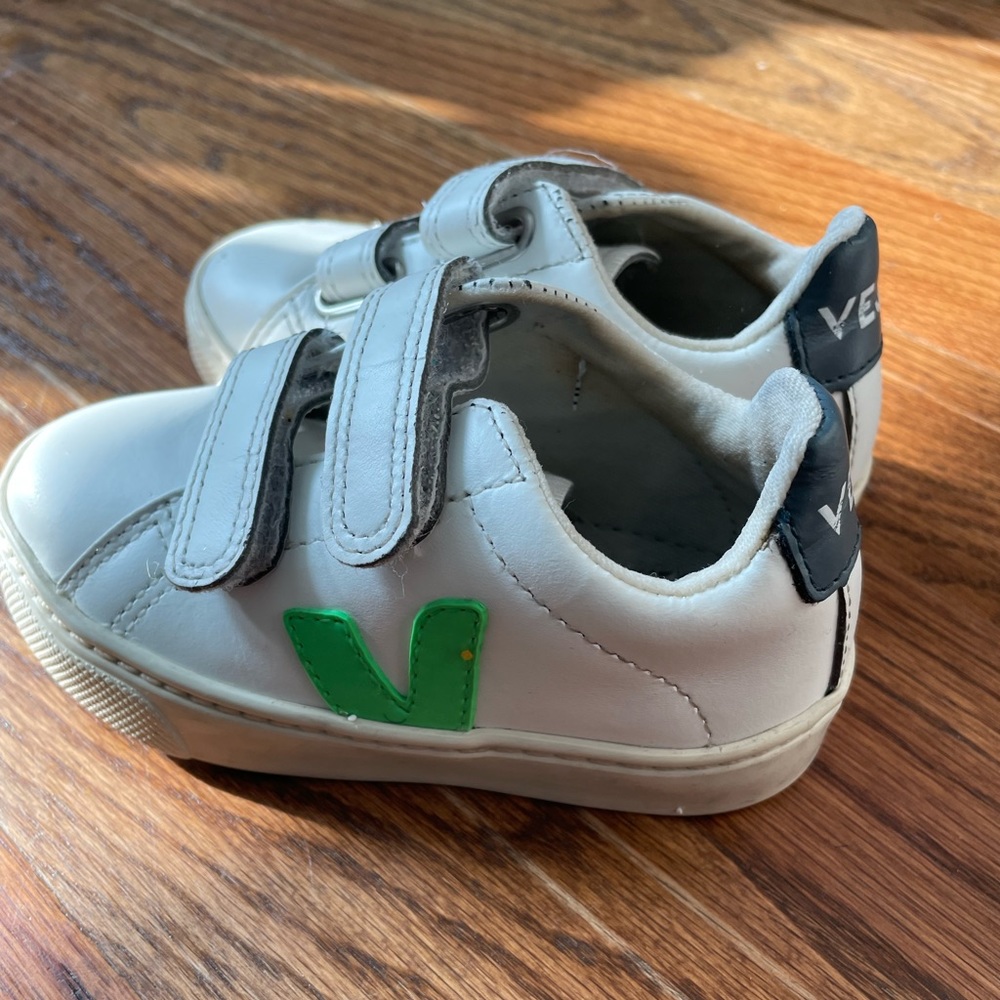 Veja Esplar Kids velcro strap sneakers